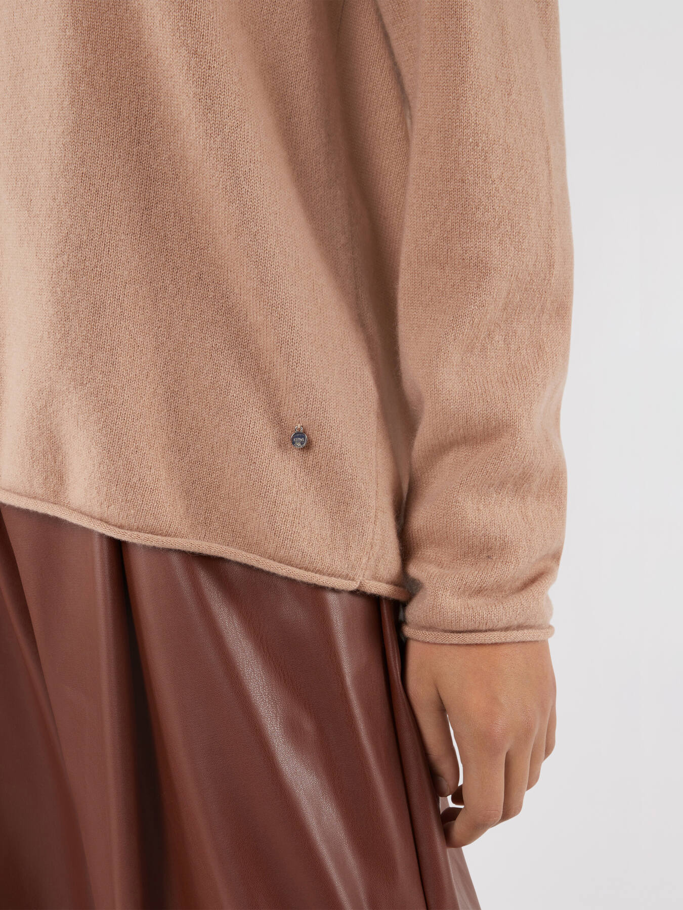 Pure cashmere sweater with hood image number 2