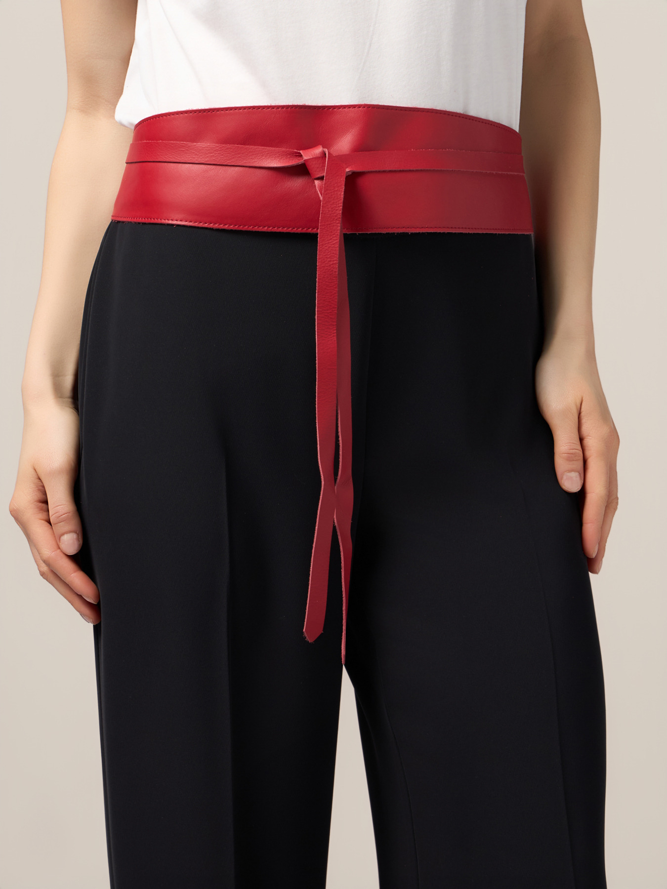 Fusciacca in vera pelle image number 0