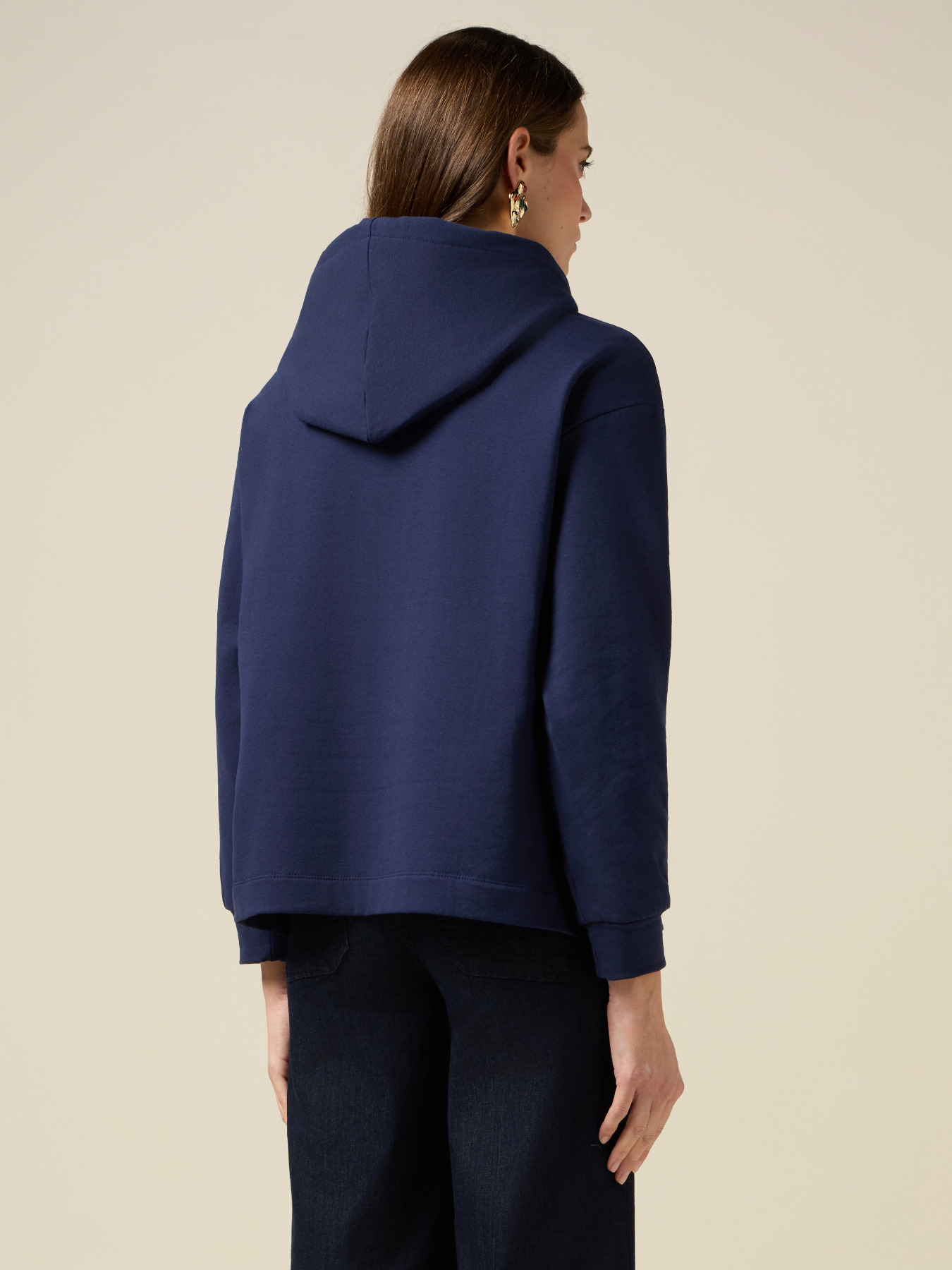 Sweatshirt mit Patches und Applikationen image number 1