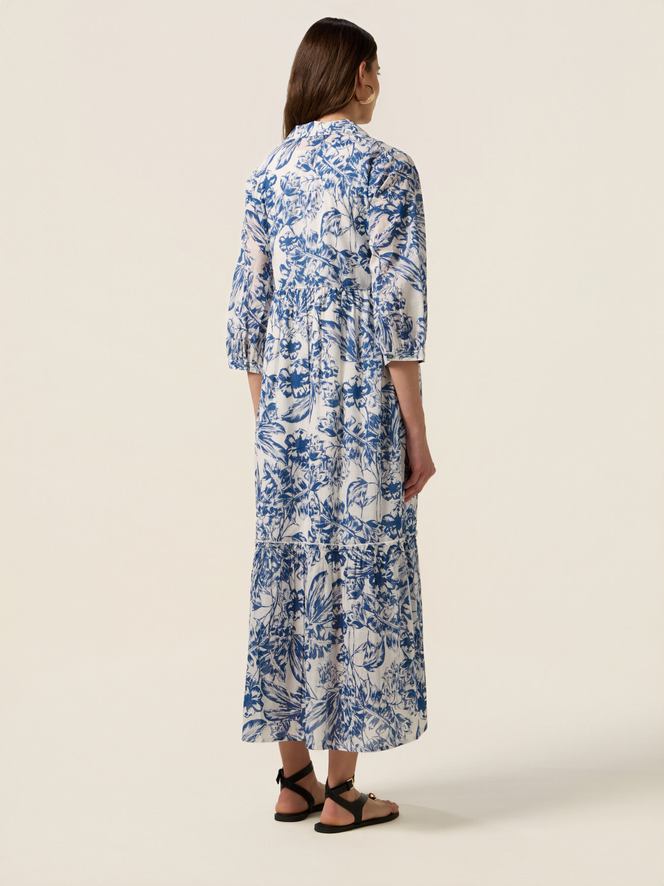 Langes gemustertes Baumwoll-Hemdblusenkleid image number 1