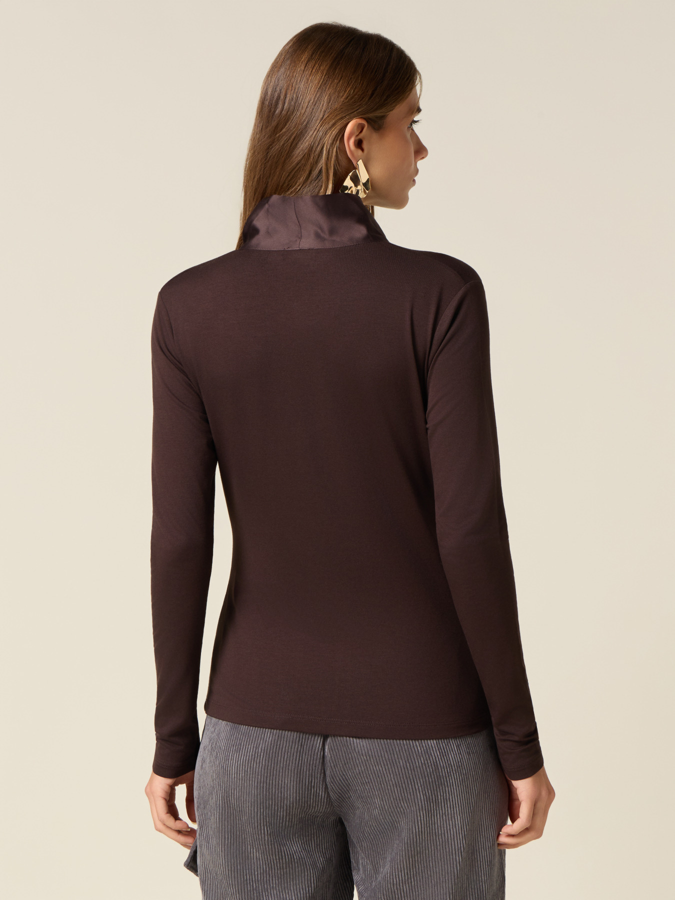 T-shirt con fusciacca in raso image number 1