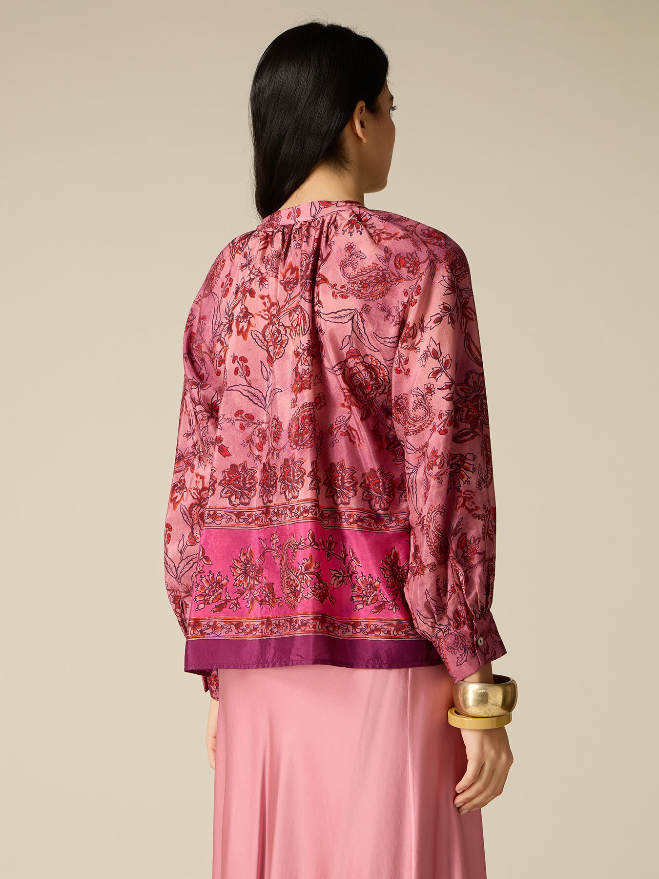 Bluse mit Foulard-Muster image number 1