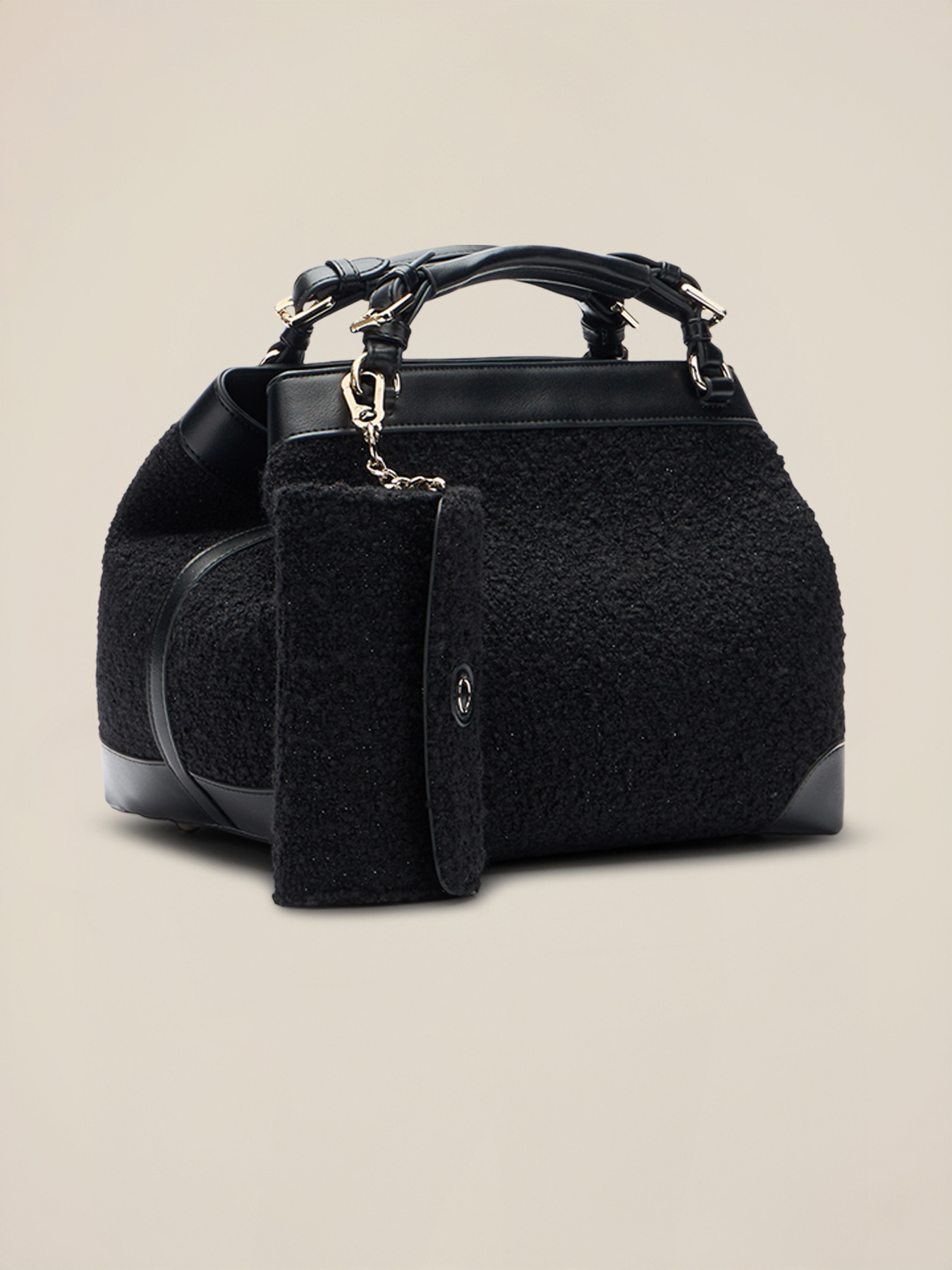 Tweed doctor bag image number 3