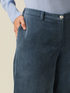 Pantaloni cropped din catifea image number 2