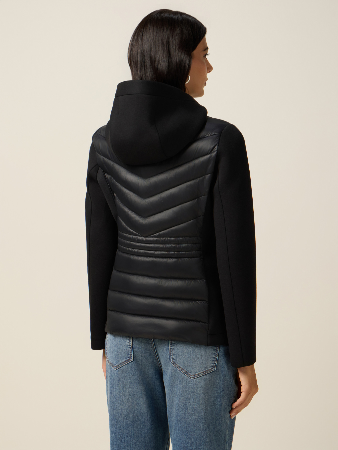 Leichte Daunenjacke mit Scuba-Details image number 1