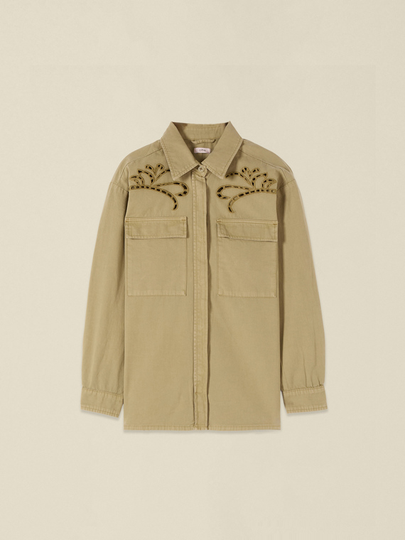 Baumwollhemd mit durchsichtigen Stickereien