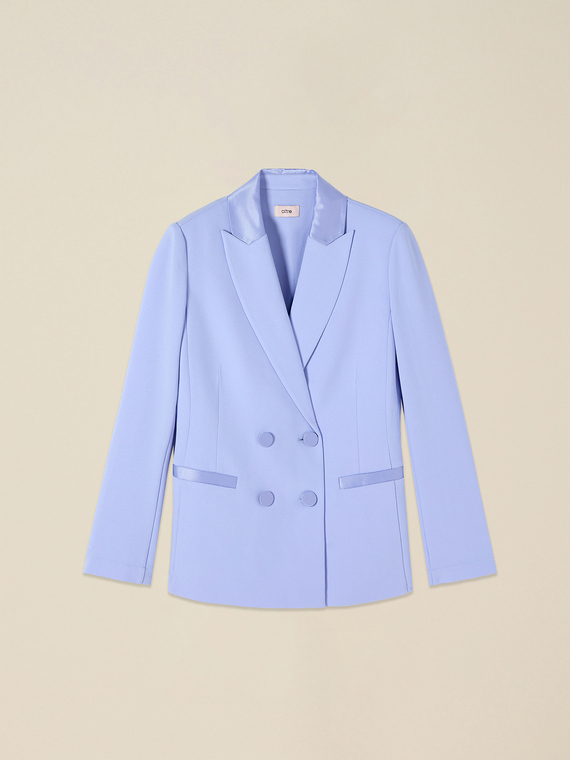 Blazer cruzado con botones forrados