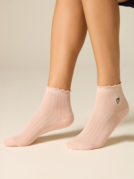 Chaussettes avec broderie