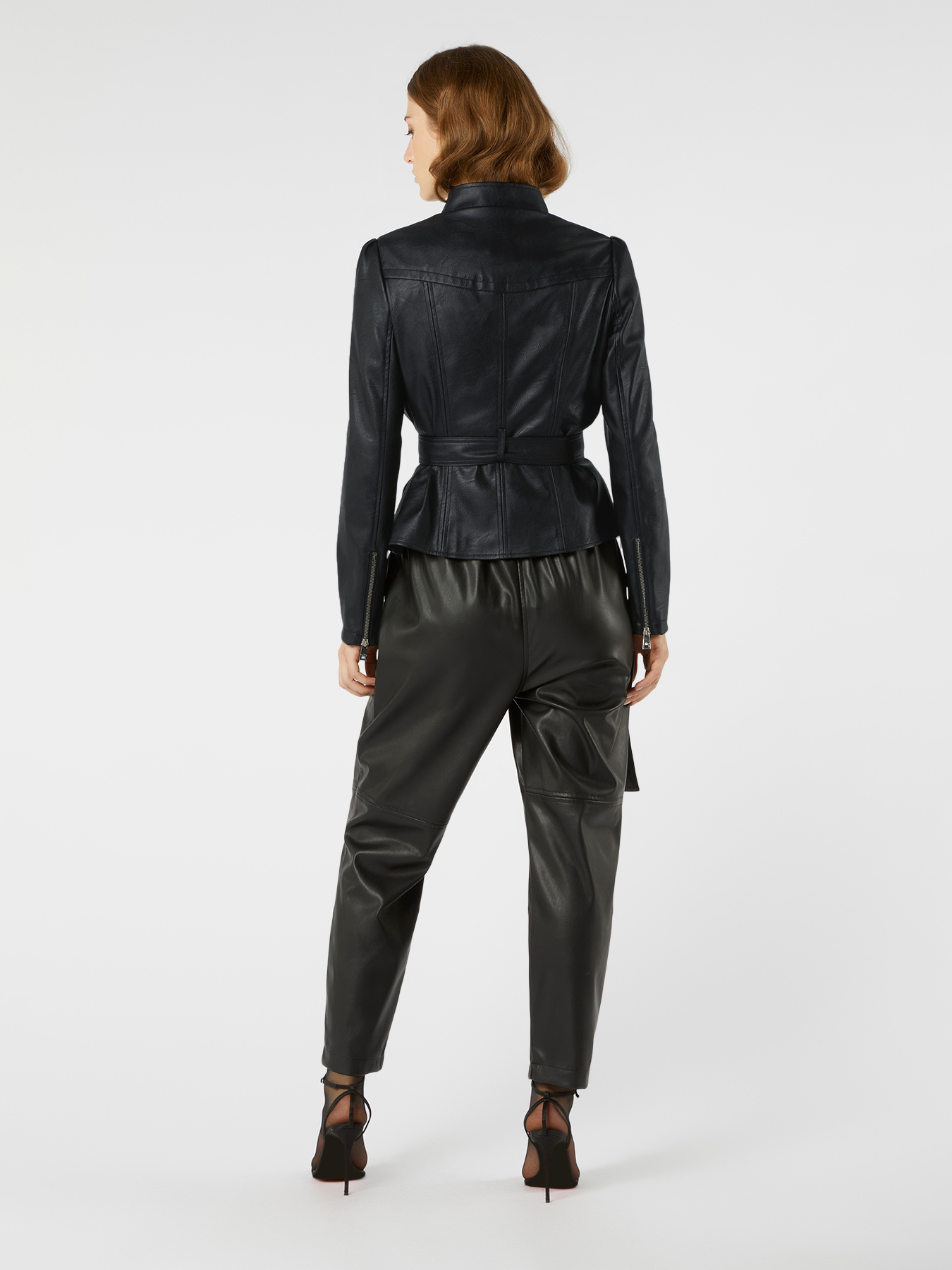 Jacke in Lederoptik mit G&uuml;rtel image number 1