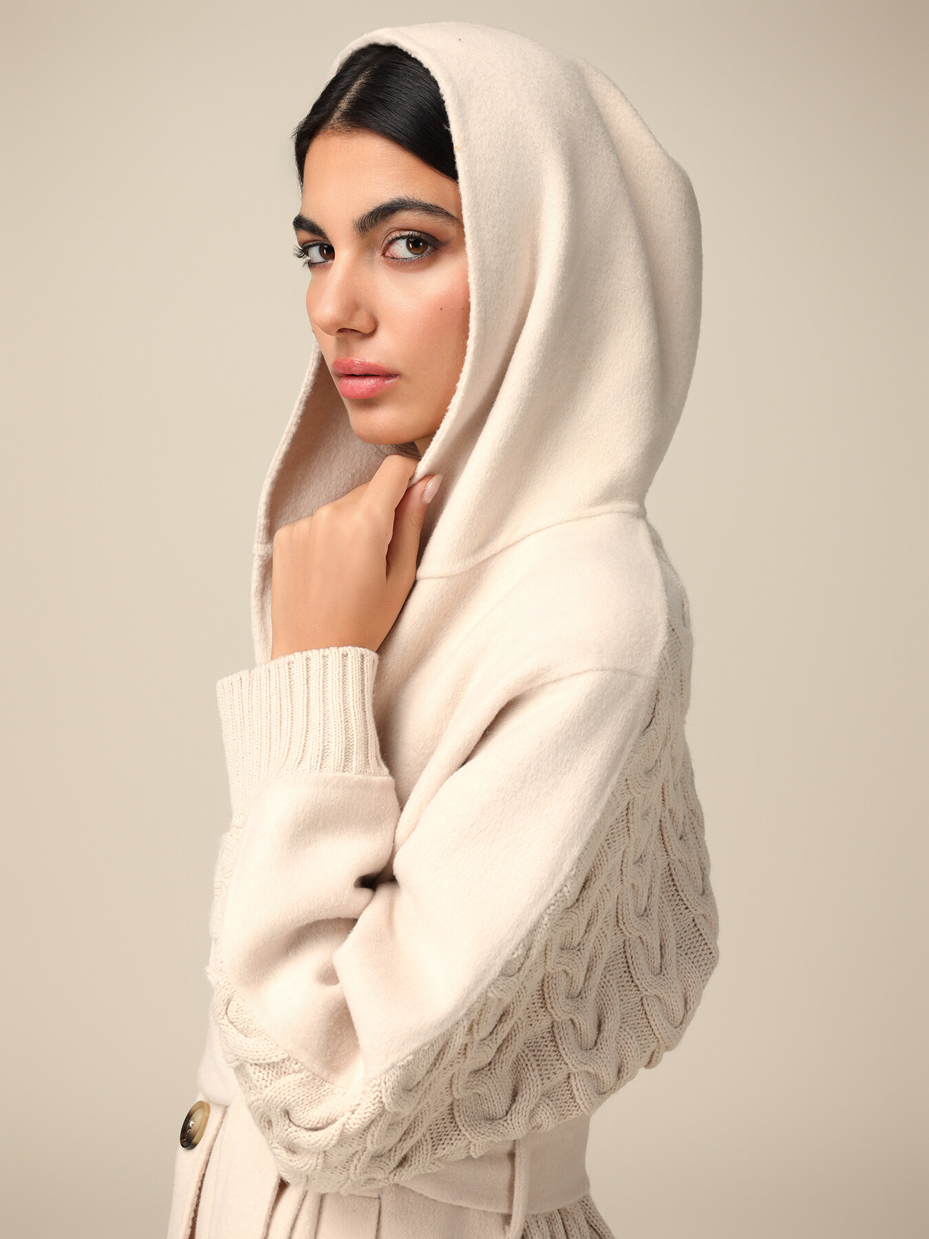 Cloth and knit coat image number 2