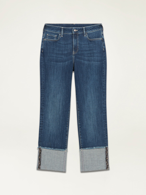 Jeans cropped eco-friendly con risvolto e ricami gioiello