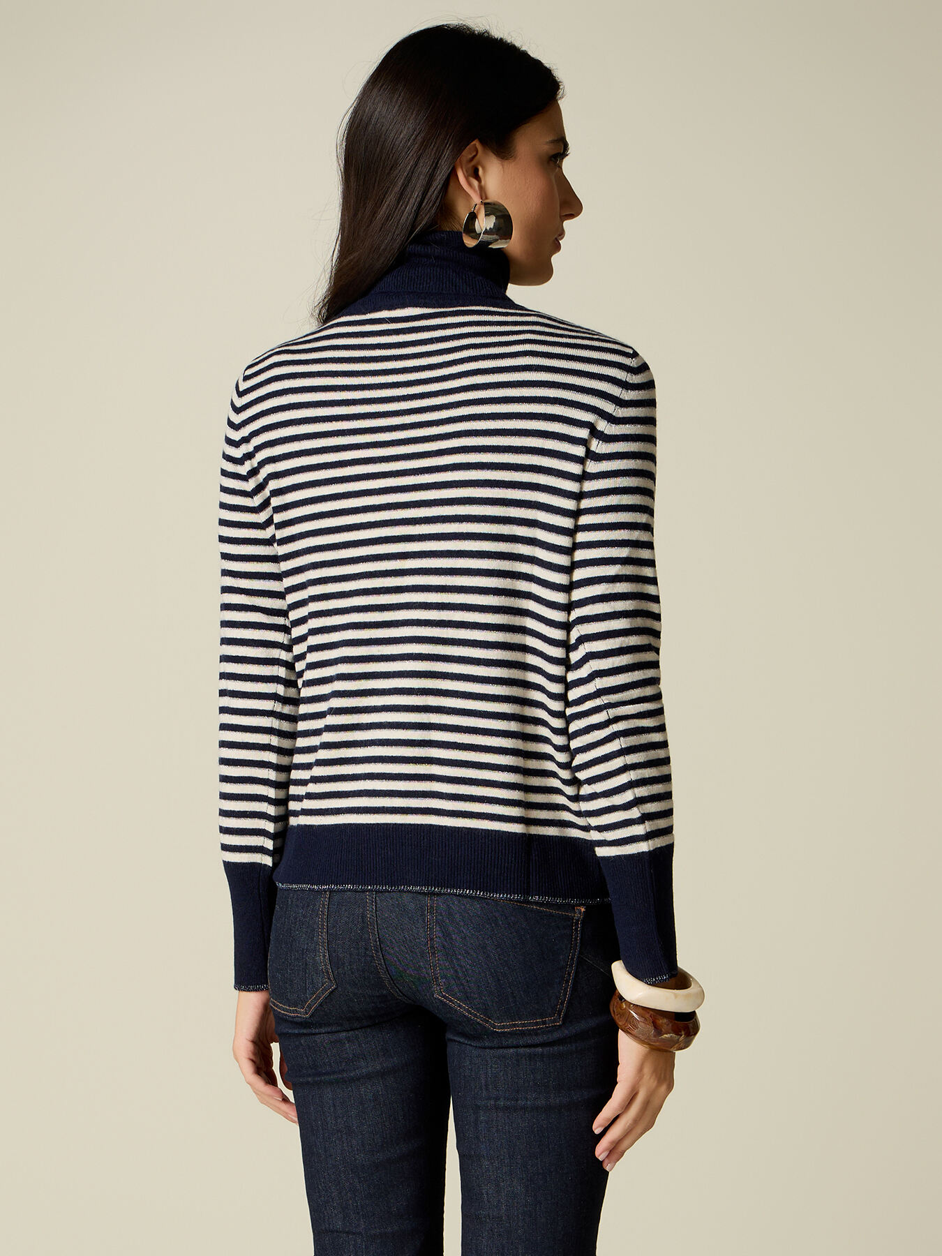 Rollkragenpullover mit Streifenmuster aus Cashmere-Mix mit Juwelenkn&ouml;pfen image number 1