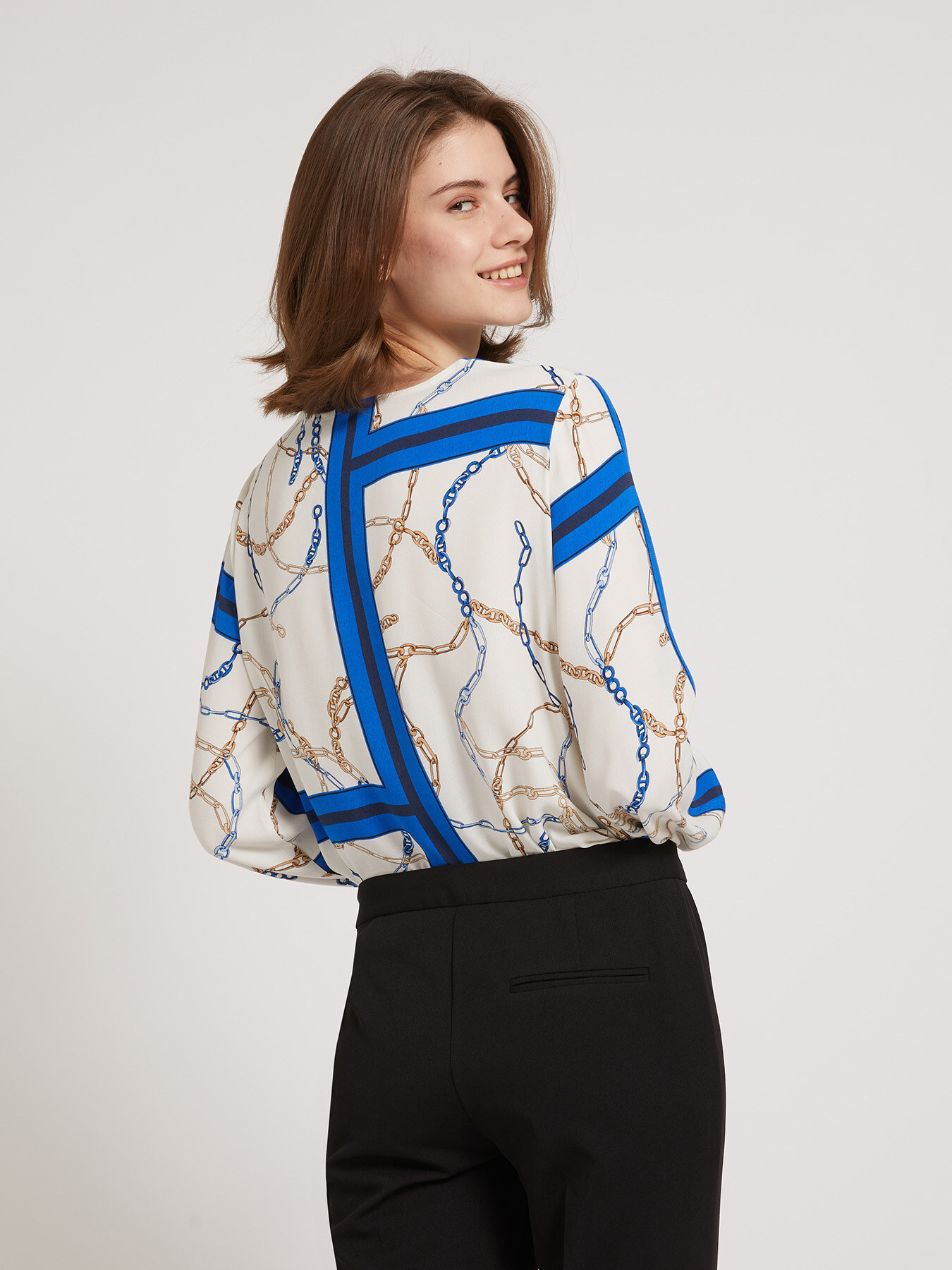 Blouse with foulard pattern image number 1
