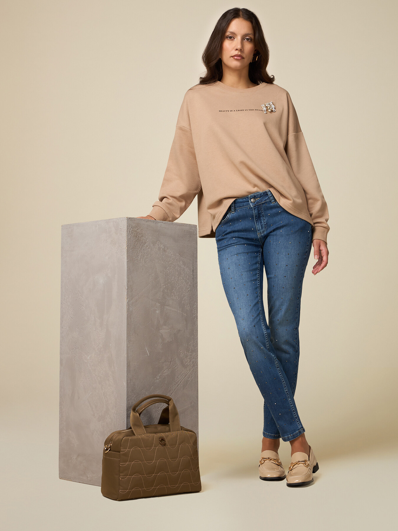 Skinny jeans with applied studs image number 0