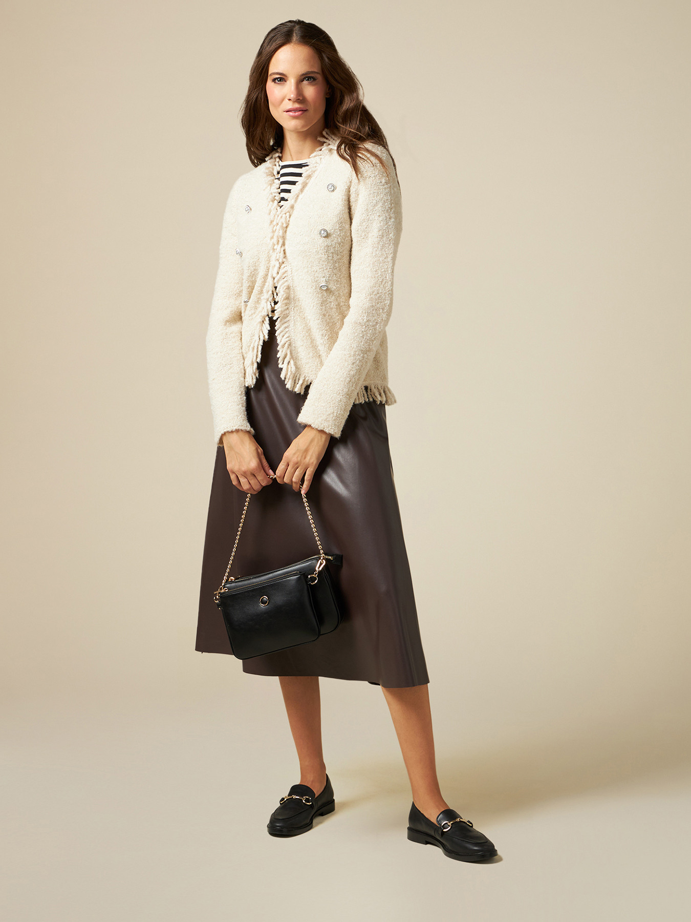 Giacca in maglia con bottoni gioiello image number 3