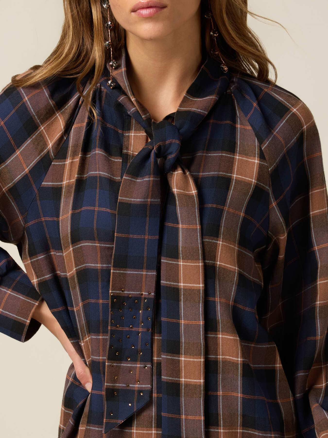 Check shirt with bow image number 2
