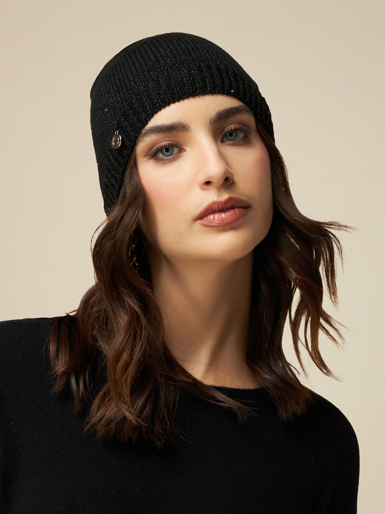 Berretto con micro paillettes image number 0