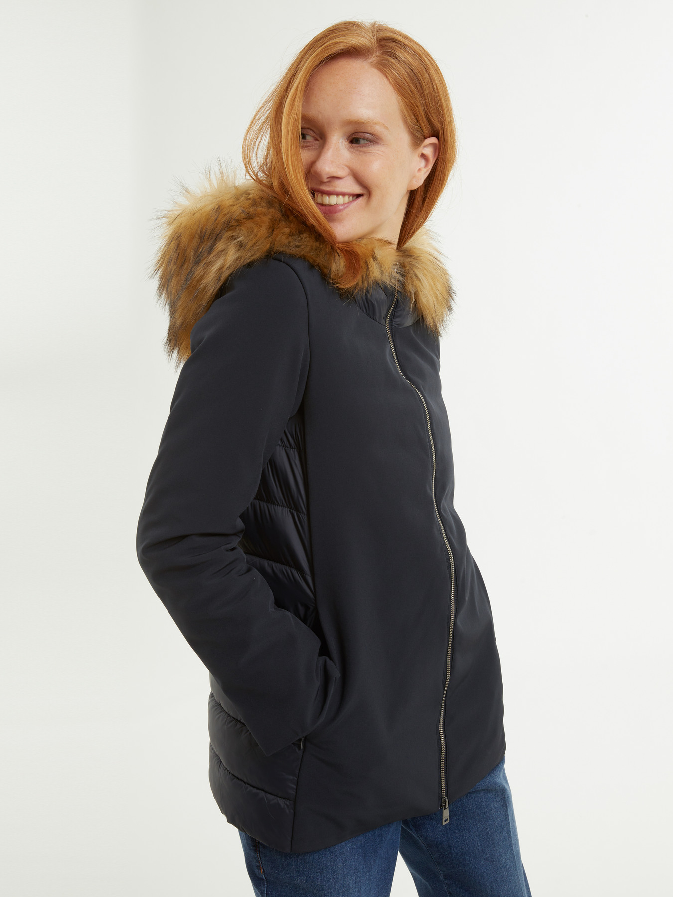 Piumino a doppia lavorazione image number 0