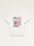 Camiseta con estampado y aplicaciones image number 3