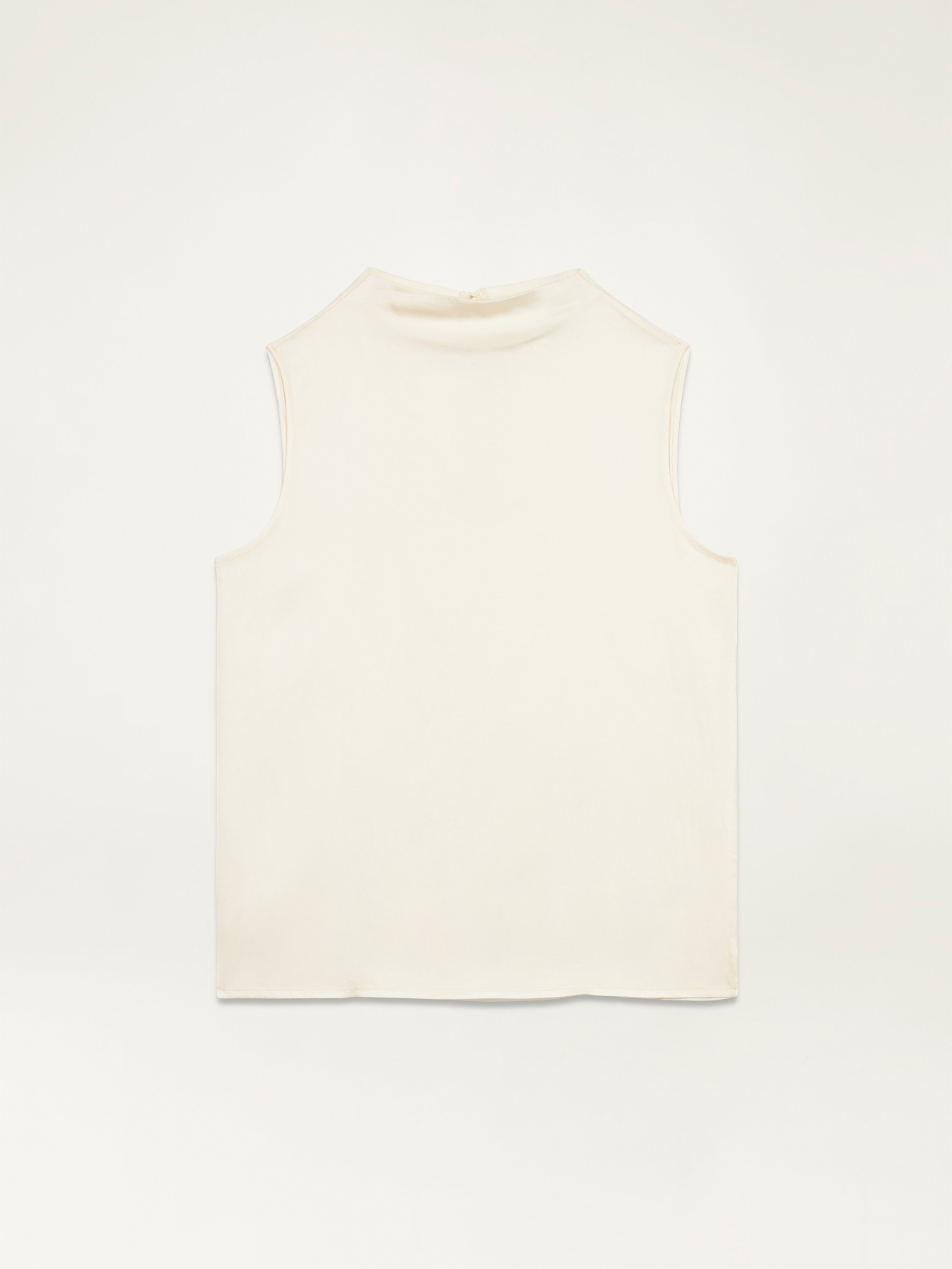 Top de raso elástico image number 3