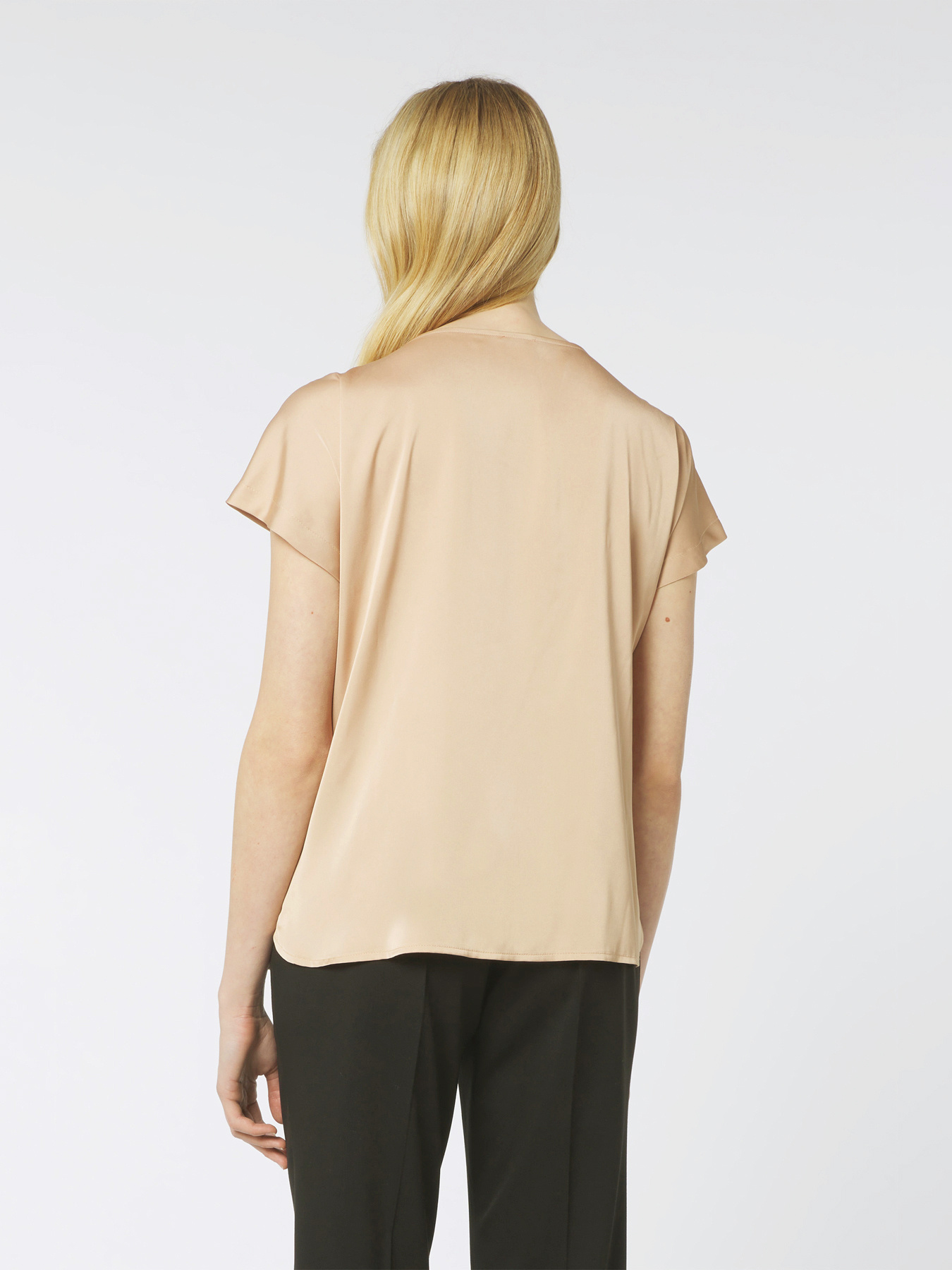 Bluse aus Satin und Pailletten image number 1