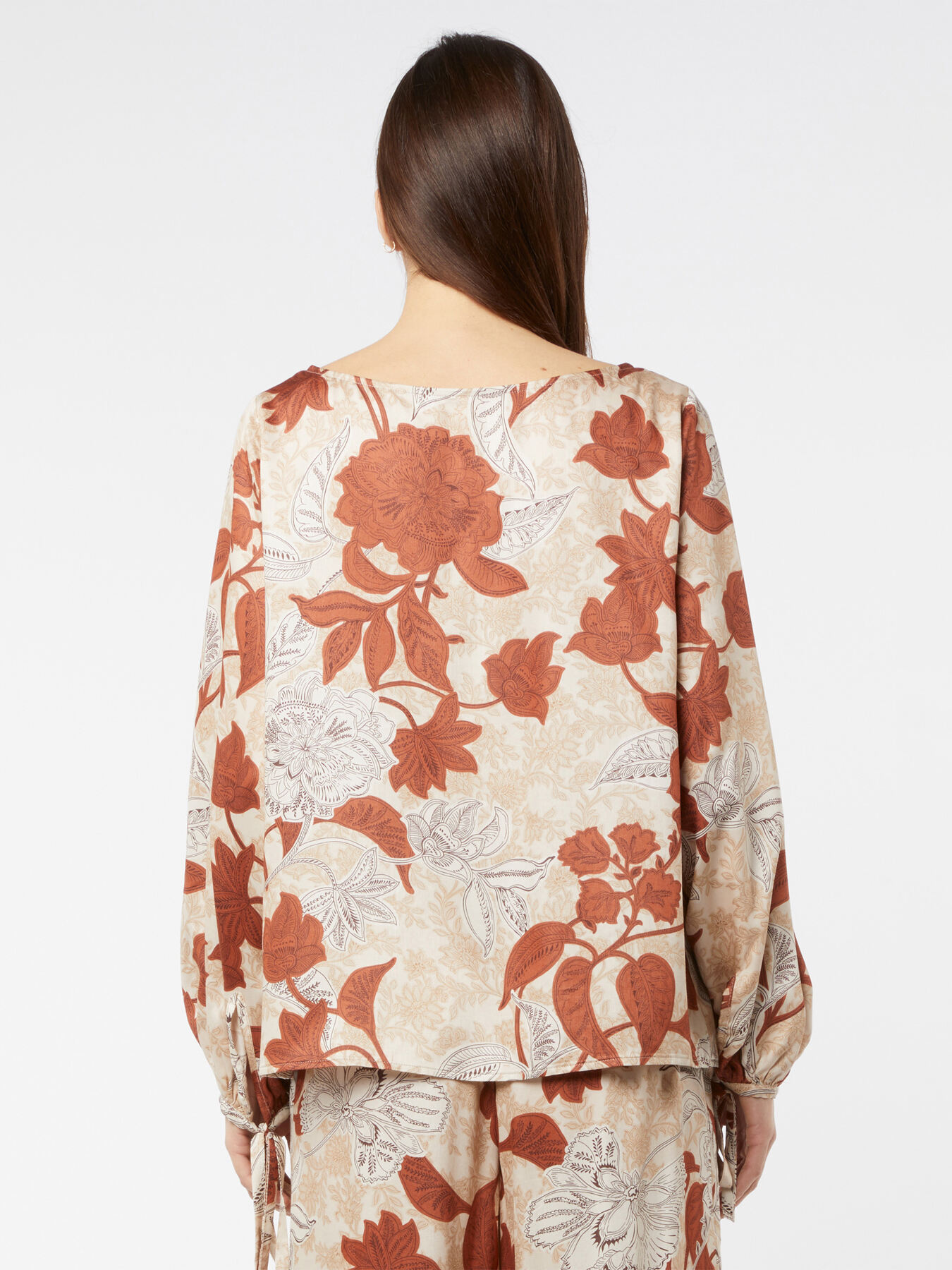 Blouse in pattern viscose image number 1