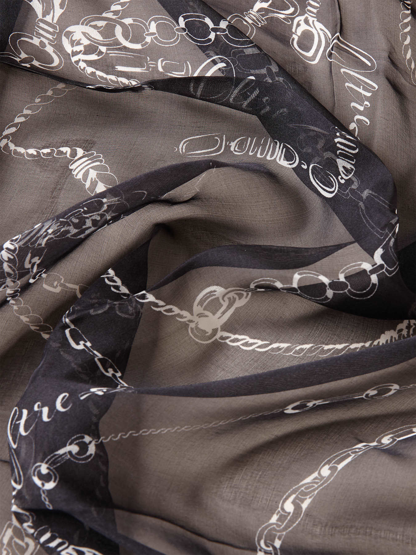 Seidenschal mit Kettenmuster image number 2