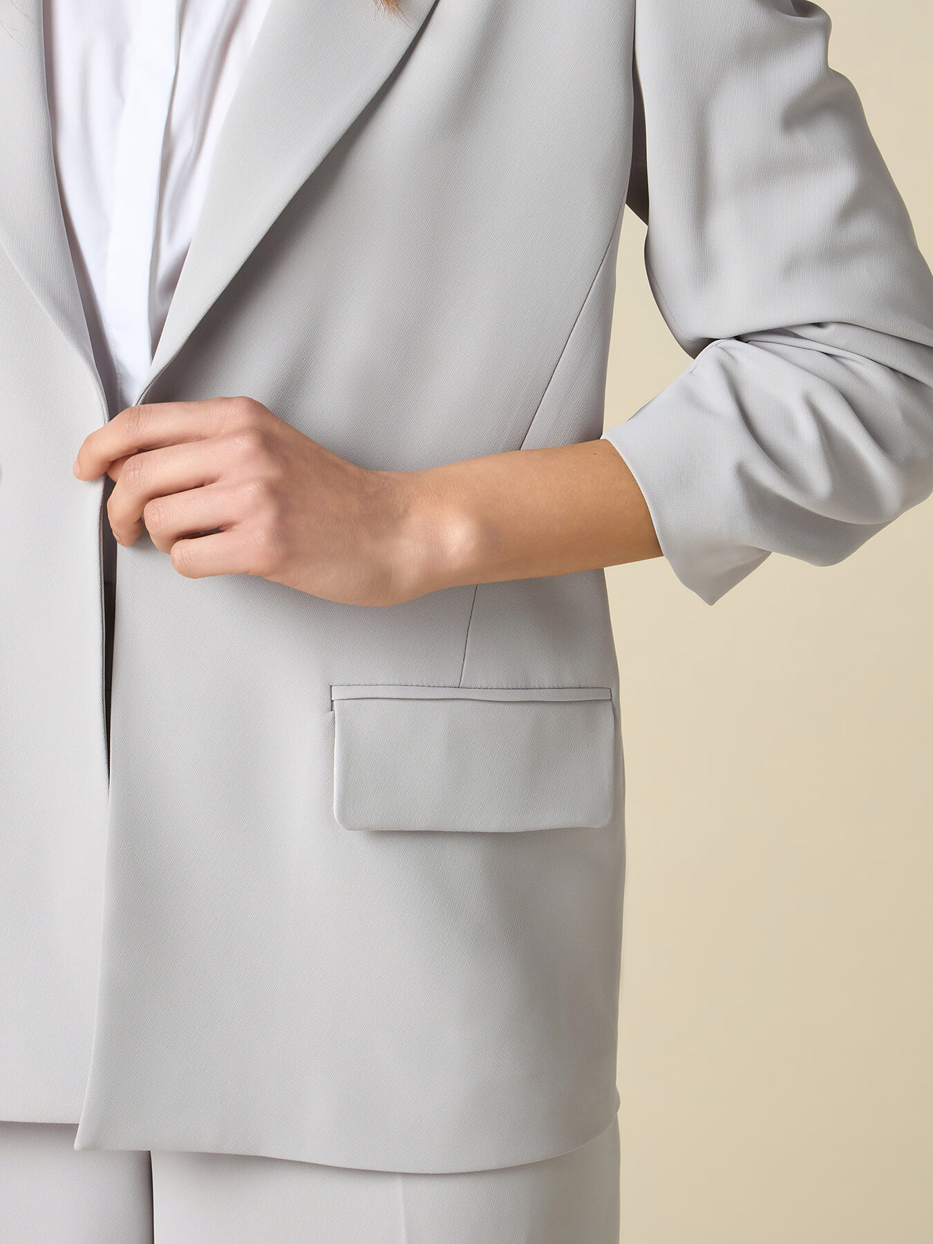 Blazer de tejido vaporoso image number 2