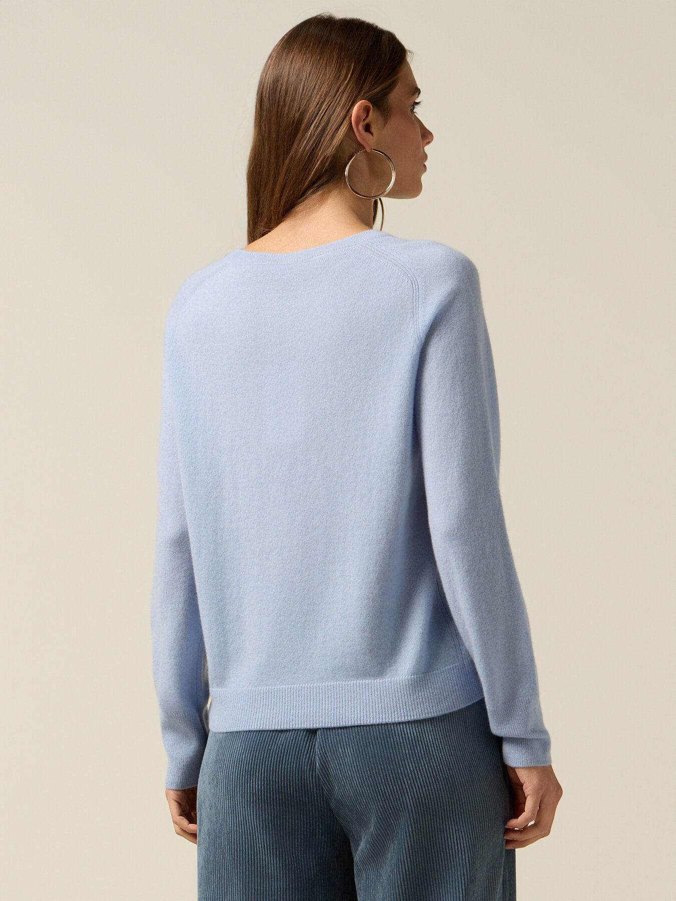 Pullover mit Rundhalsausschnitt aus reinem Kaschmir image number 1