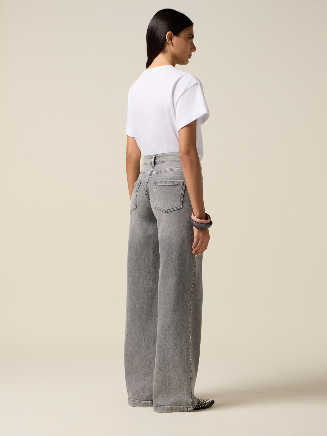 Wide-leg jeans with decorative studs image number 1