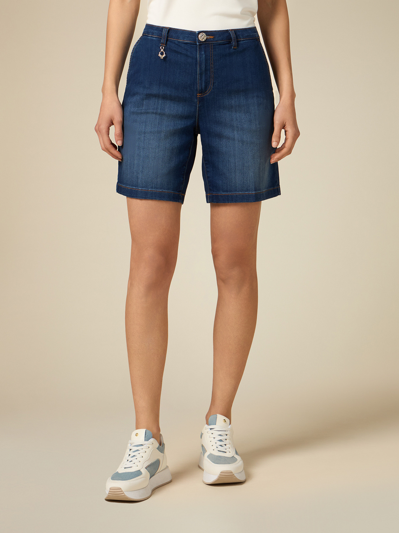 Denim shorts image number 3