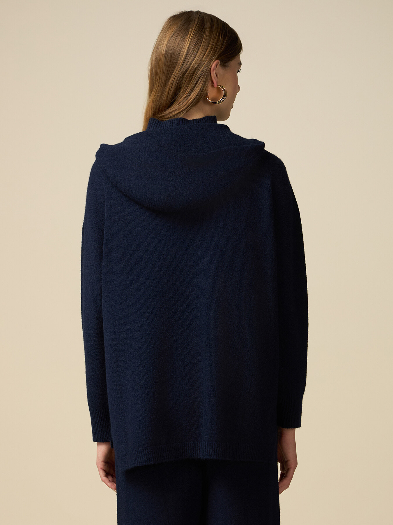 Pull oversize &agrave; capuche image number 1