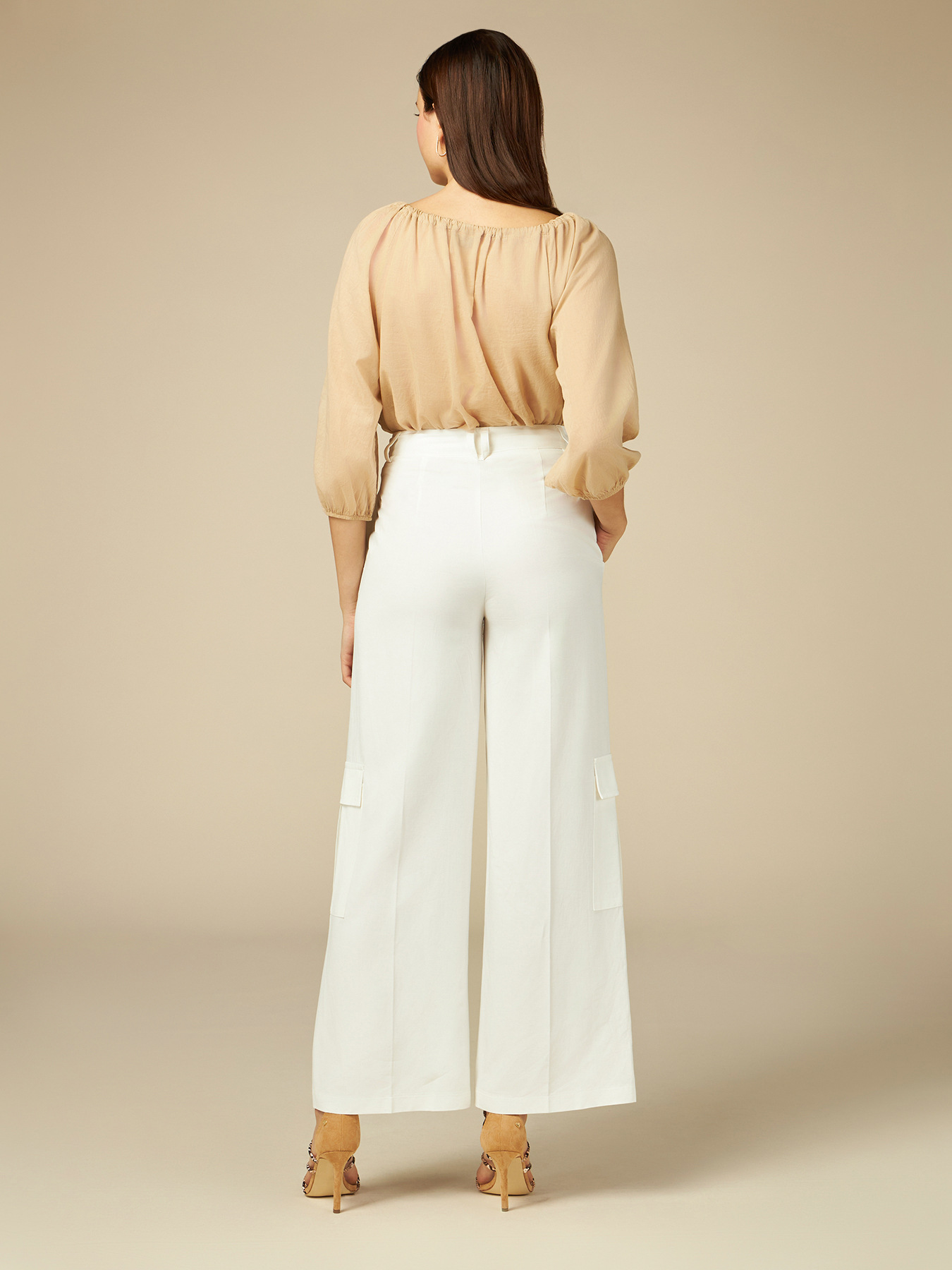 Pantalones cargo en mezcla de lino image number 1