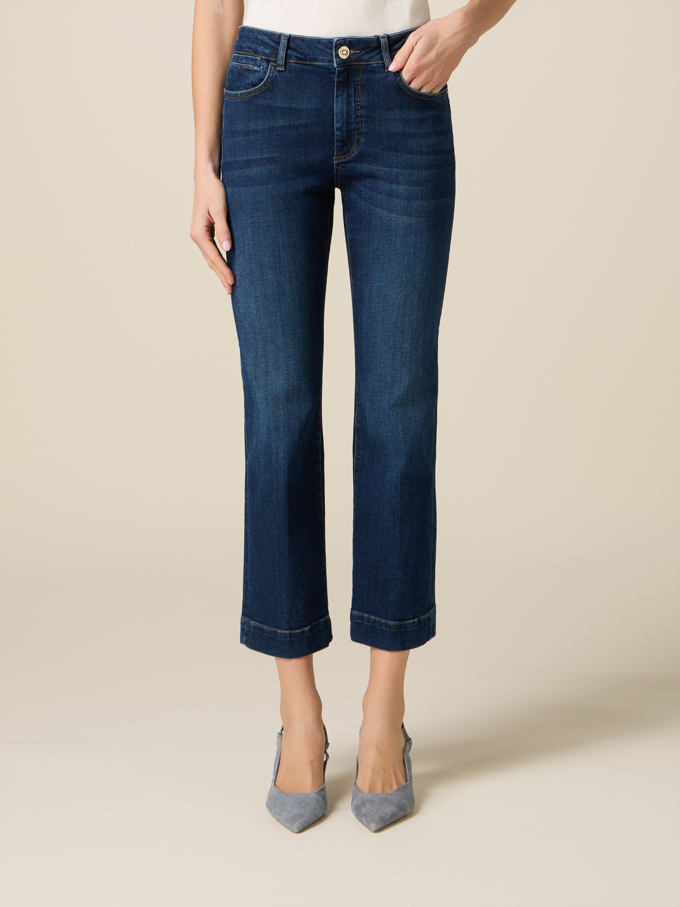 Cropped jeans image number 3