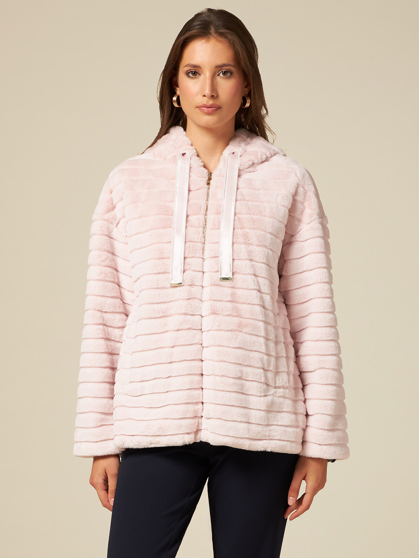 Giubbotto teddy a tagli orizzontali image number 0