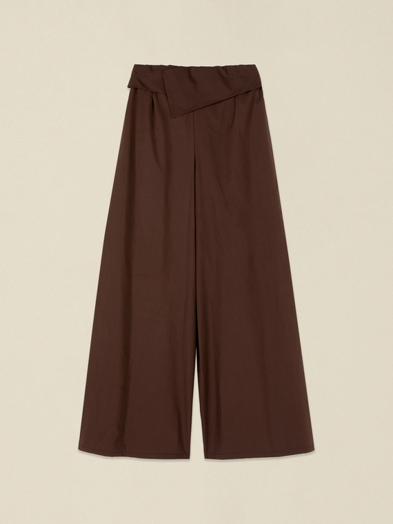 Wide leg trousers with waistband