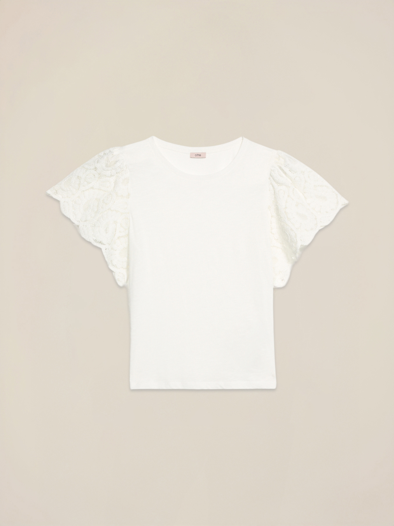 T-shirt con maniche in macram&eacute; image number 3