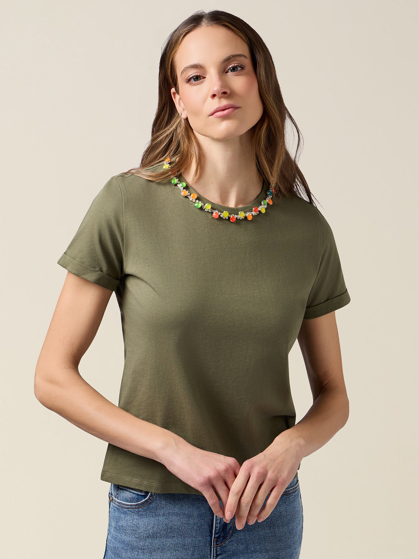 T-shirt in cotone con applicazioni gioiello image number 0