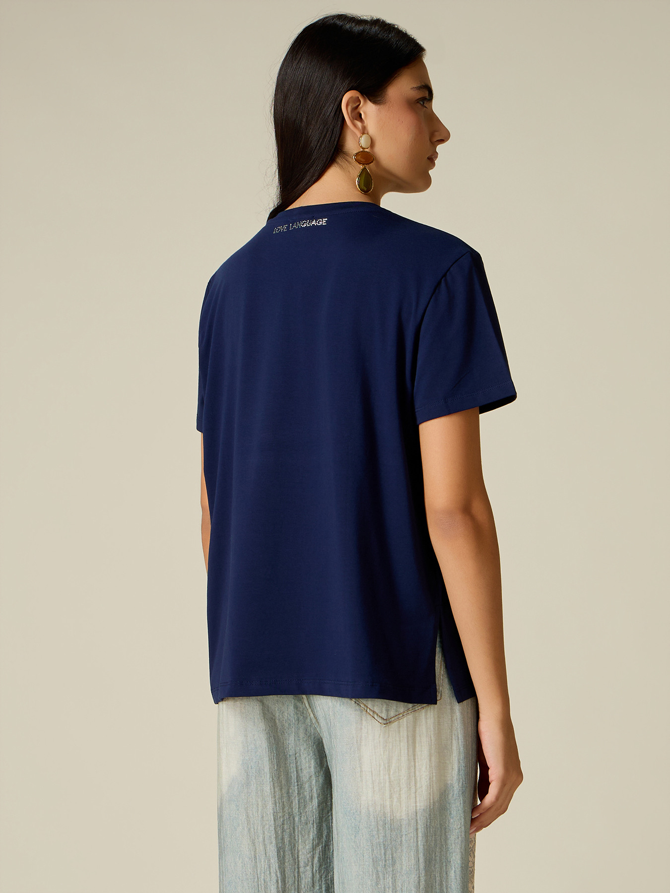 T-shirt con applicazioni image number 1