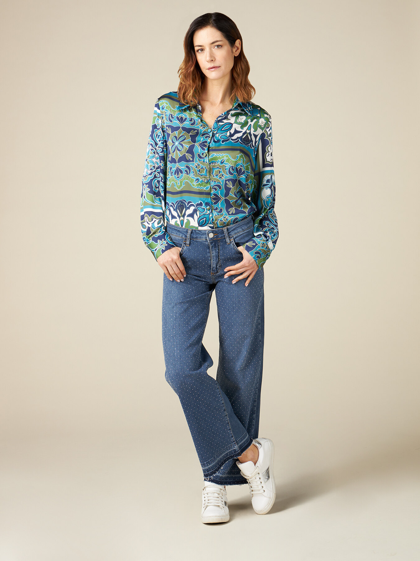 Jeans wide cropped con borchiette image number 3