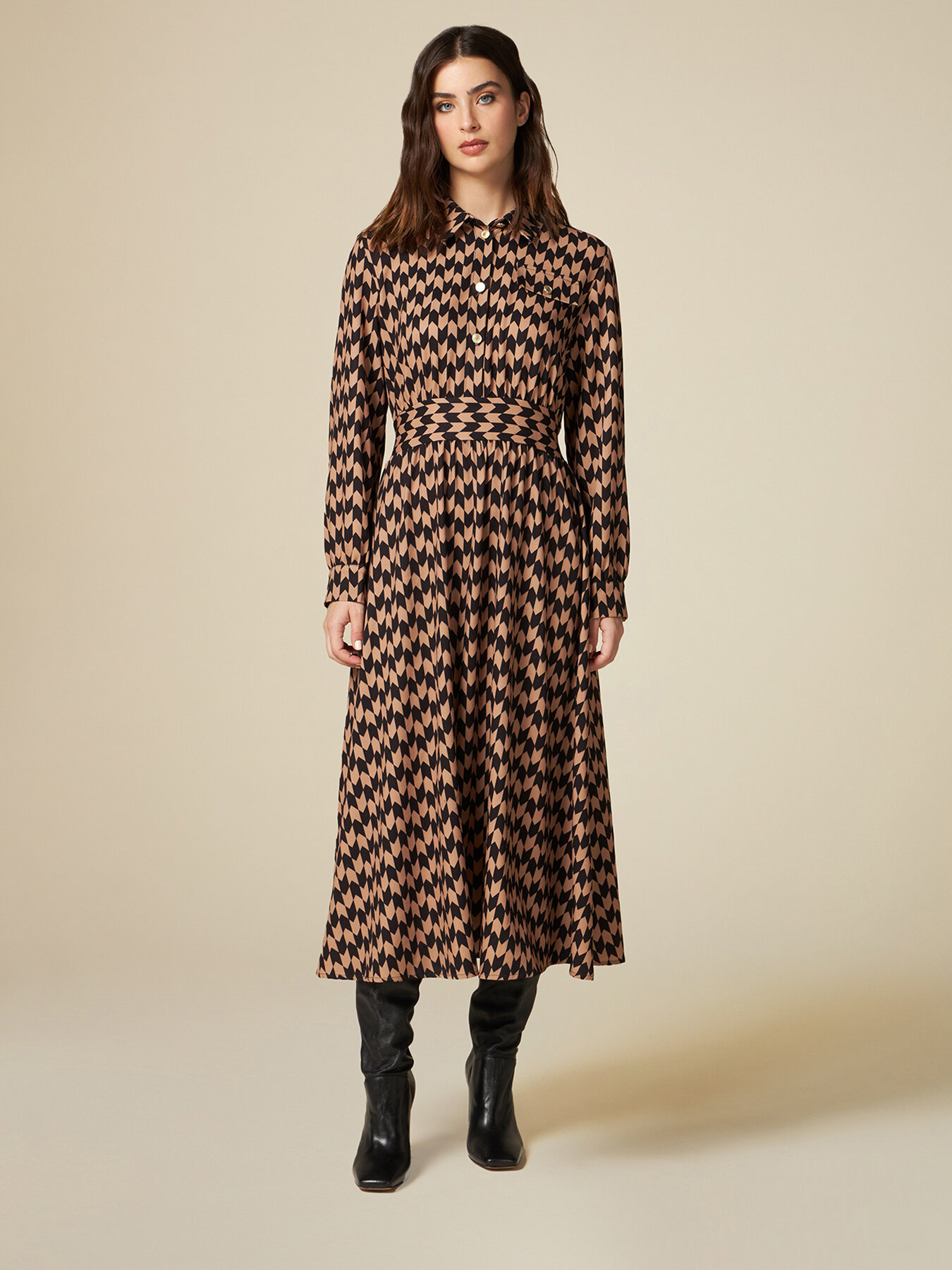 Kleid mit geometrischem Muster image number 0