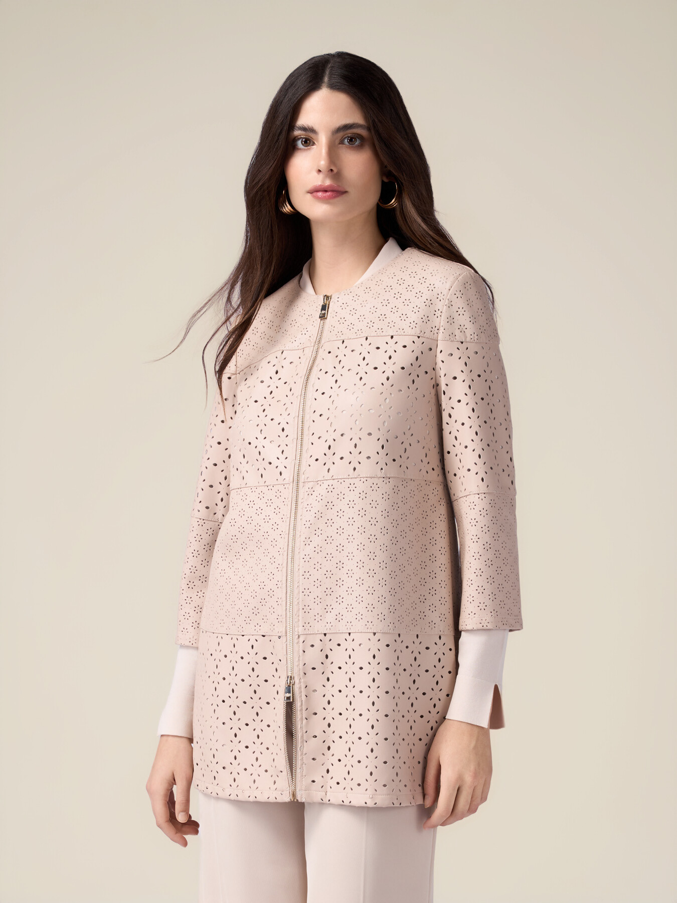 Chaqueta midi calada image number 0