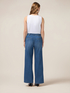 Jeans palazzo con bordados decorativos image number 1