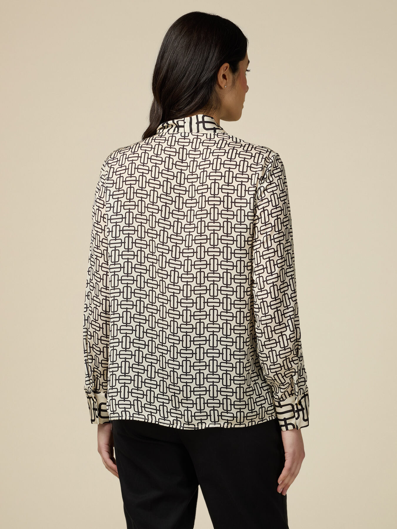Chemise en satin motif optique avec nœud image number 2