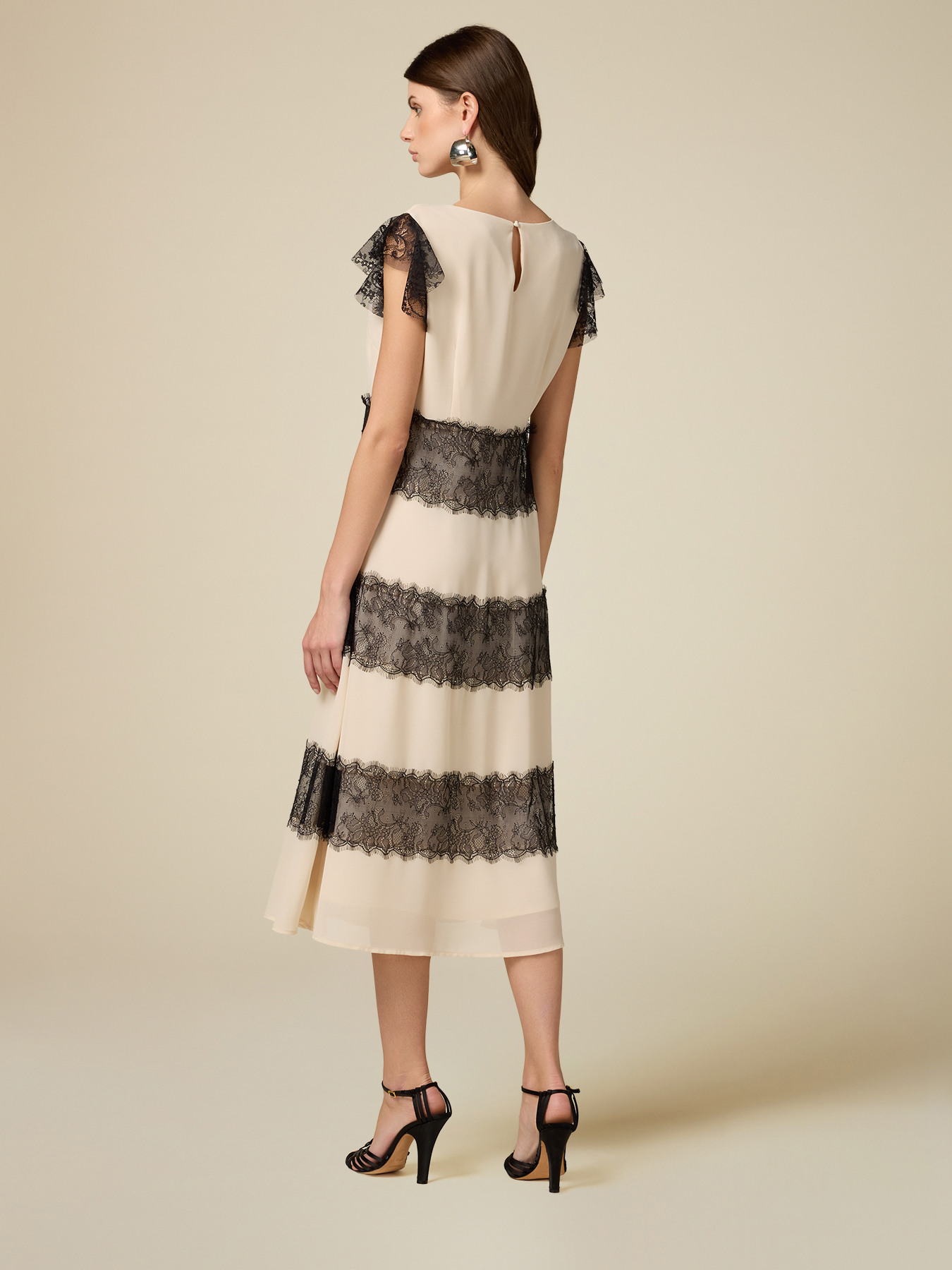 Dress with contrasting colour lace image number 1