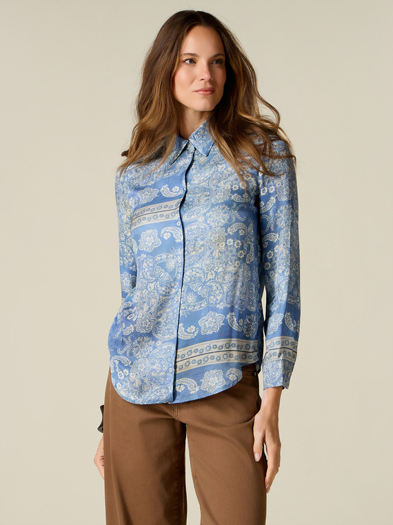 Chemise en satin fantaisie