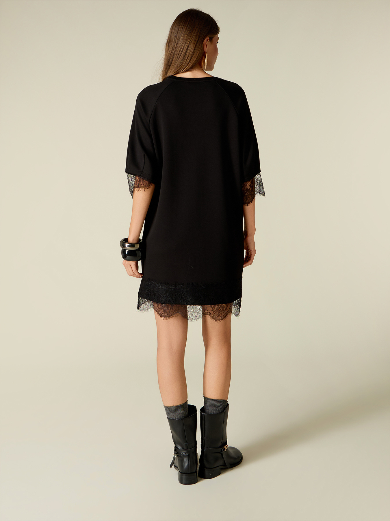 Dress in scuba fabric and lace image number 1