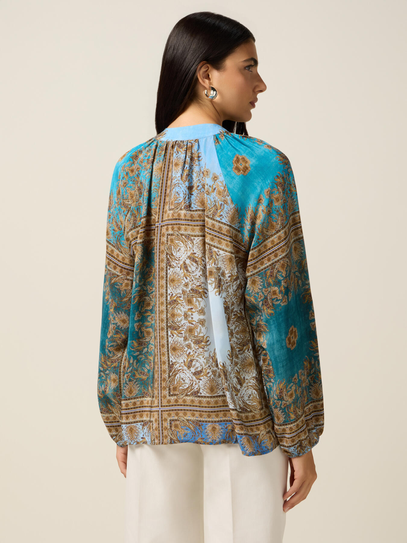 Blusa in viscosa fantasia image number 1