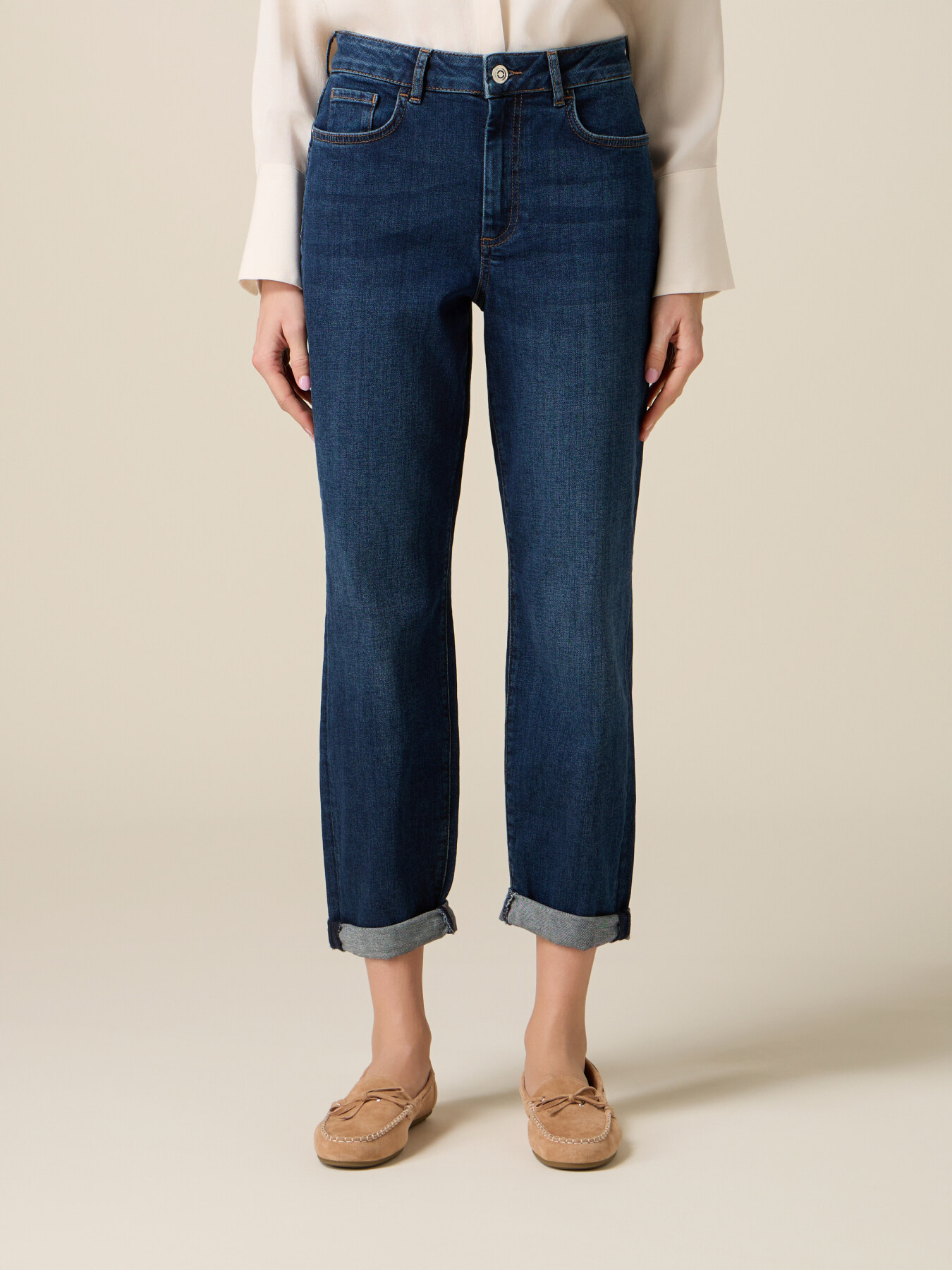 Boyfriend jeans image number 3