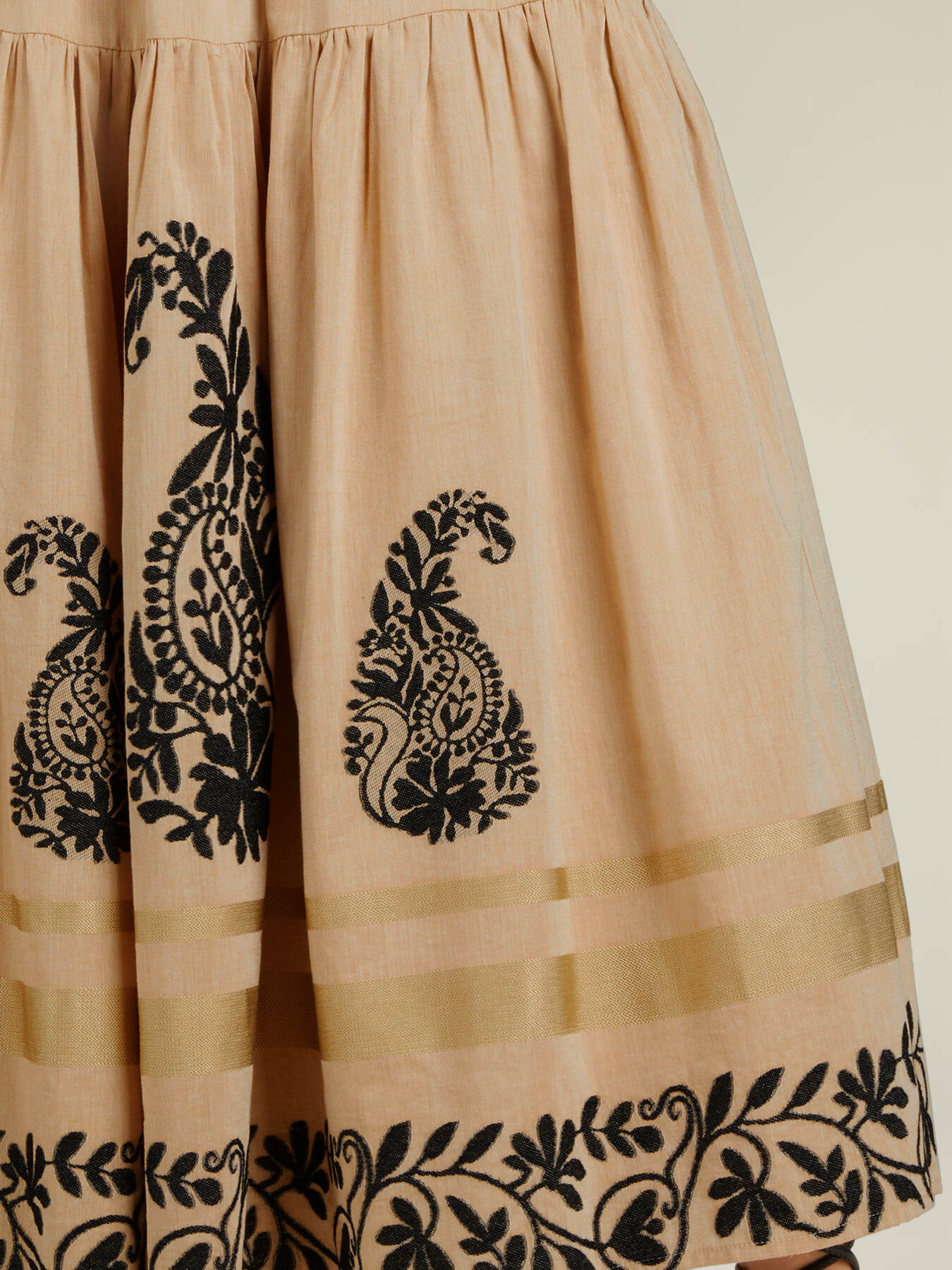 Gonna lunga con ricami image number 2